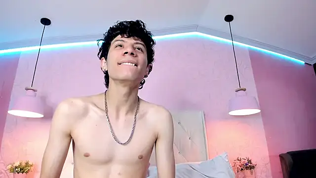 LeoFeniix online show from March 16, 5:44 am