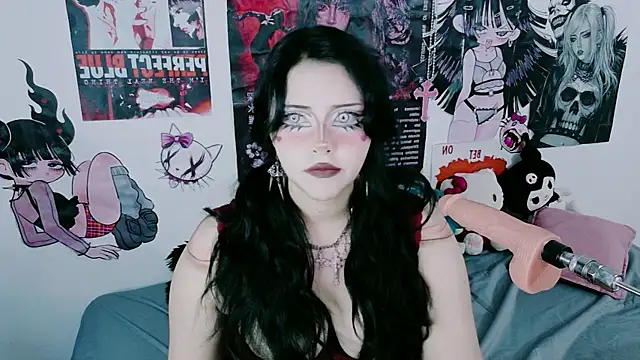 Snapshot of angeldust_777 chatting on July 5, 10:28 pm angeldust 777 online show from July 5, 10:28 pm