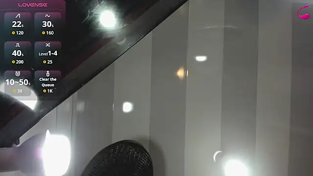 Snapshot of Alondra_Wile chatting on July 20, 7:49 pm Alondra Wile online show from July 20, 7:49 pm