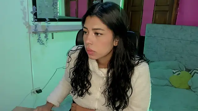 Snapshot of Aysha_winxs chatting on May 24, 3:11 am Aysha winxs online show from May 24, 3:11 am