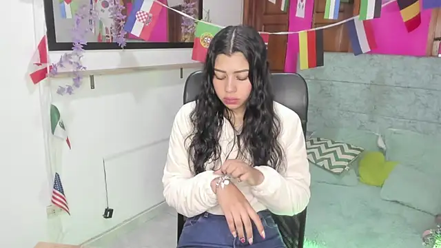Aysha winxs online show from July 3, 3:35 am