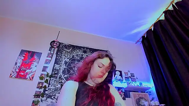 FearlessDivaX online show from June 6, 2:16 am