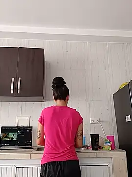 Snapshot of sara_cute_so chatting on May 22, 1:50 pm sara cute so online show from May 22, 1:50 pm