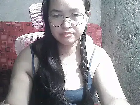 Snapshot of wildchinita00 chatting on June 11, 9:35 pm wildchinita00 online show from June 11, 9:35 pm