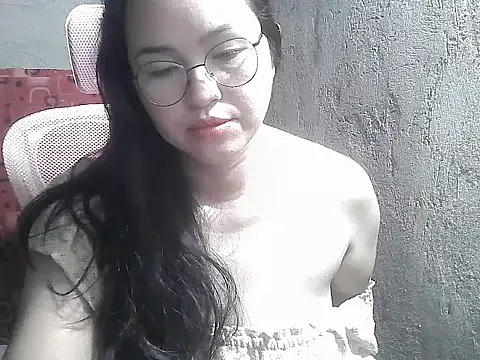 Snapshot of wildchinita00 chatting on June 14, 7:38 pm wildchinita00 online show from June 14, 7:38 pm