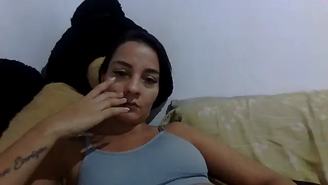 yesica2507 online show from June 15, 9:39 pm