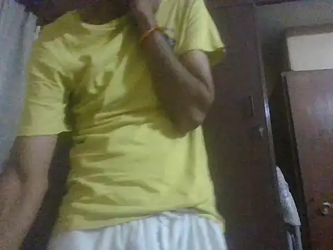 Snapshot of sub_slave_indi chatting on February 10, 1:43 am sub slave indi online show from February 10, 1:43 am