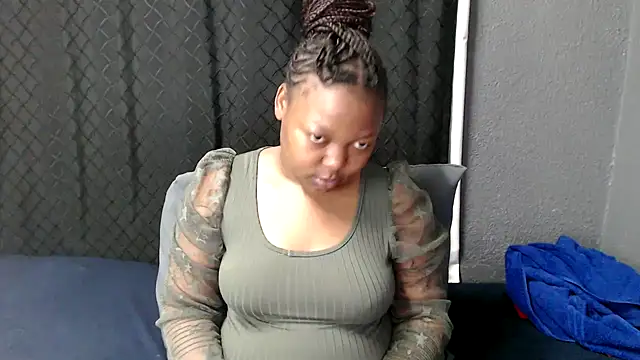 Snapshot of CrazeAss chatting on May 17, 6:59 pm CrazeAss online show from May 17, 6:59 pm