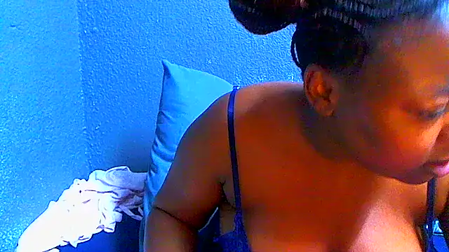 Snapshot of CrazeAss chatting on July 30, 6:29 pm CrazeAss online show from July 30, 6:29 pm