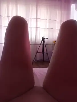 LauraDelightX online show from July 1, 7:32 am