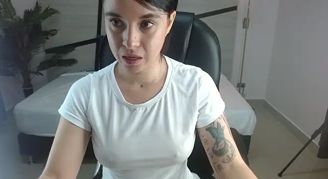 Anne blake online show from June 5, 2:51 am