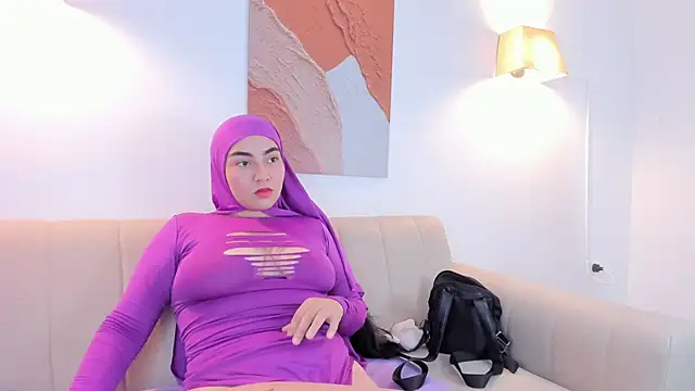 Malika Noor online show from May 10, 3:28 pm