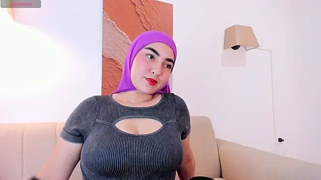 Malika Noor online show from June 6, 4:01 pm