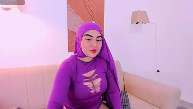 Malika Noor online show from July 9, 3:27 pm