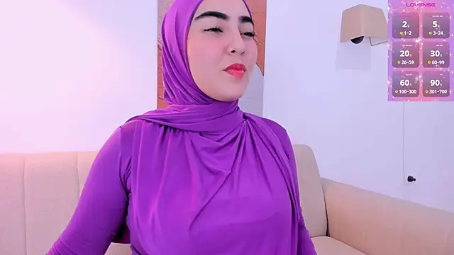 Malika Noor online show from July 22, 3:04 pm