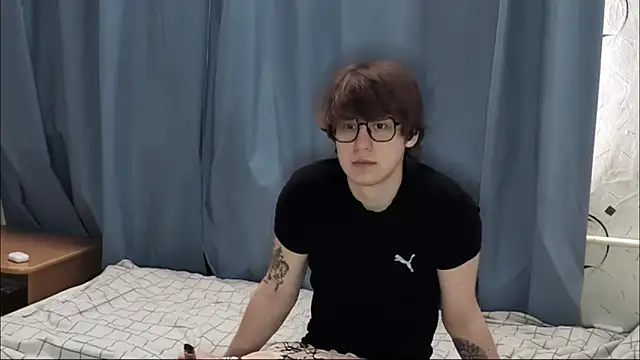 Kyle Hunterr online show from March 19, 5:33 am