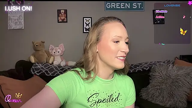 greenxxxqueen online show from March 18, 12:47 am