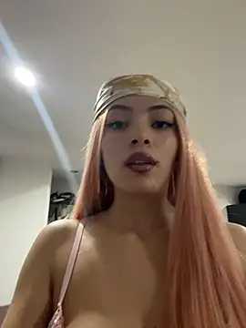 Snapshot of romanovanita chatting on May 18, 5:02 am romanovanita online show from May 18, 5:02 am