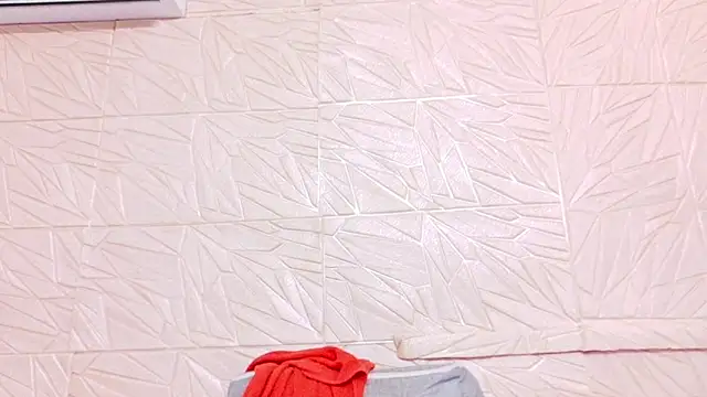 Snapshot of nina_bae chatting on May 6, 7:52 pm nina bae online show from May 6, 7:52 pm