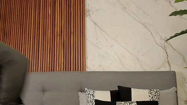 Snapshot of Amara_Velvet_ chatting on July 11, 8:44 pm Amara Velvet online show from July 11, 8:44 pm