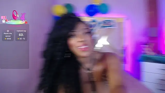 Snapshot of Charlotte_miles chatting on July 14, 12:44 pm Charlotte miles online show from July 14, 12:44 pm