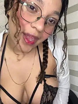 Snapshot of KendyLove_ chatting on August 8, 5:53 am KendyLove online show from August 8, 5:53 am