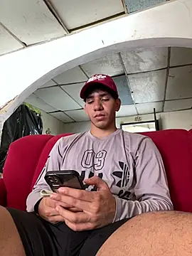 Snapshot of Alejandrososas chatting on May 23, 5:39 pm Alejandrososas online show from May 23, 5:39 pm