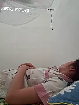 Snapshot of kieuqueen92 chatting on March 22, 6:50 am kieuqueen92 online show from March 22, 6:50 am