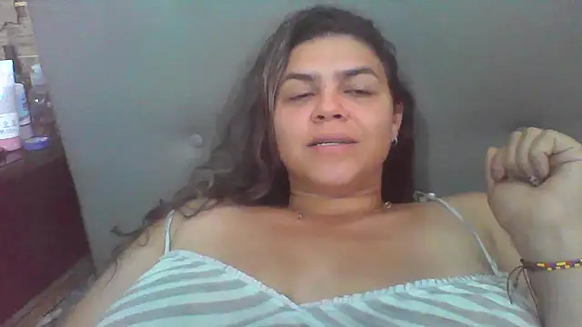 Snapshot of mar_coral2 chatting on May 18, 4:02 pm mar coral2 online show from May 18, 4:02 pm