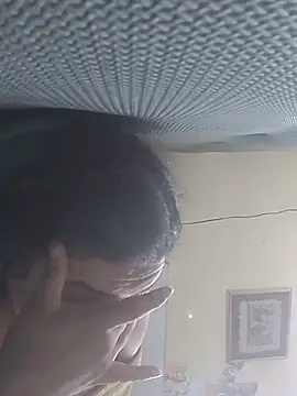 Snapshot of mar_coral2 chatting on July 26, 2:24 pm mar coral2 online show from July 26, 2:24 pm