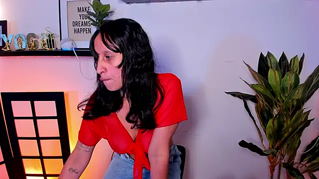Snapshot of Antonella_Moretti_ chatting on July 3, 3:57 am Antonella Moretti online show from July 3, 3:57 am