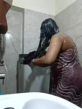 Snapshot of RDindian96 chatting on June 6, 12:38 am RDindian96 online show from June 6, 12:38 am