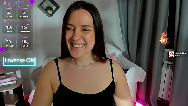 Snapshot of asti_bubbles chatting on May 9, 12:05 am asti bubbles online show from May 9, 12:05 am