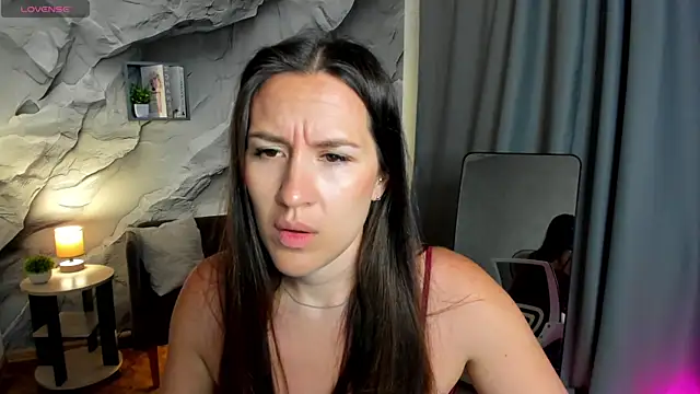 Snapshot of asti_bubbles chatting on July 2, 12:54 am asti bubbles online show from July 2, 12:54 am