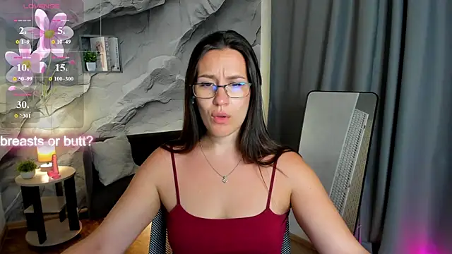Snapshot of asti_bubbles chatting on July 2, 3:23 am asti bubbles online show from July 2, 3:23 am
