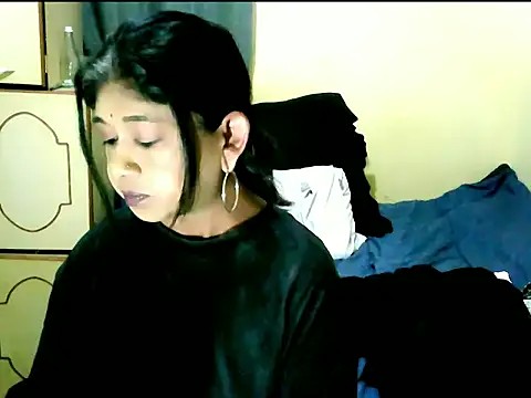 IndianPleasures21 online show from June 27, 4:39 am