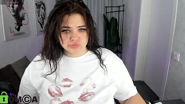 Snapshot of Annet_Nel1son chatting on June 5, 12:06 am Annet Nel1son online show from June 5, 12:06 am