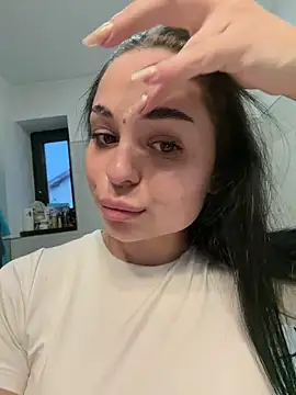 Olivia Noor online show from April 28, 5:18 pm
