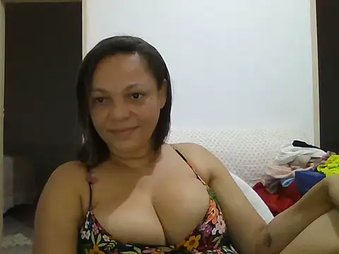 Vicky-43 online show from March 13, 1:01 am