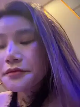 Snapshot of Dautay-mup chatting on February 27, 7:14 pm Dautay-mup online show from February 27, 7:14 pm