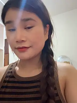 Snapshot of Dautay-mup chatting on March 3, 8:53 am Dautay-mup online show from March 3, 8:53 am