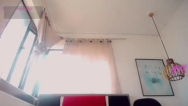 Snapshot of Abby_White__ chatting on July 28, 7:39 pm Abby White online show from July 28, 7:39 pm