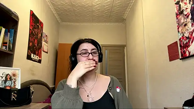 AshlynWabasha online show from February 26, 1:21 pm