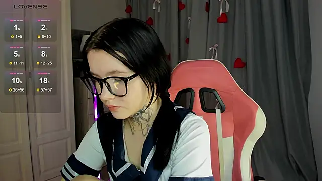 KrissyRied online show from March 15, 4:18 am