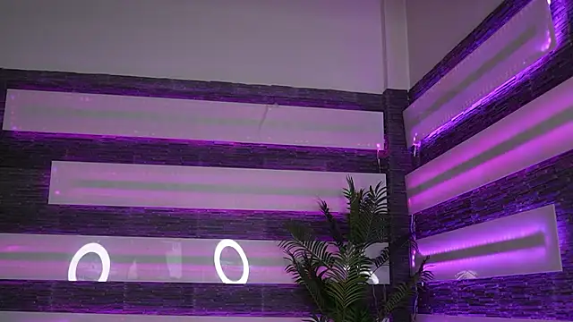 ItsIvyLicious  online show from March 13, 8:48 pm