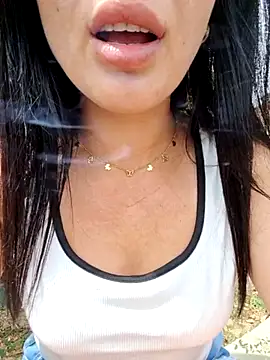 halii21 online show from July 24, 12:47 pm
