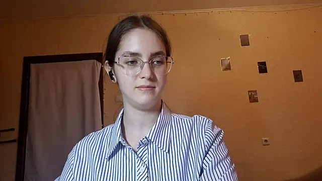 Snapshot of Katelemon chatting on June 16, 2:09 pm Katelemon online show from June 16, 2:09 pm