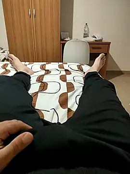 Mirco1981 online show from April 18, 9:15 pm