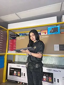 Snapshot of Ambarina_ chatting on June 12, 11:31 am Ambarina online show from June 12, 11:31 am