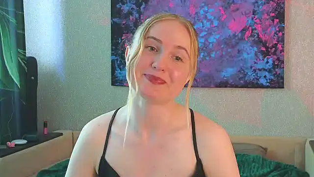 Snapshot of Lanavi_Smile chatting on June 22, 6:32 am Lanavi Smile online show from June 22, 6:32 am